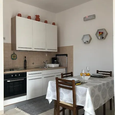 Nevena Appartement *