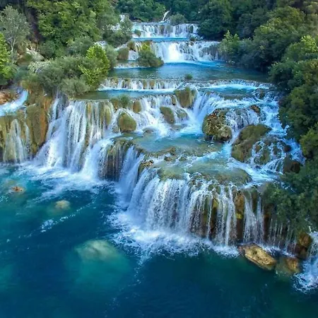 Nevena Апартаменты